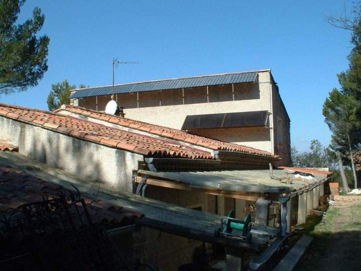 Maison équipée d'un système multi-énergies renouvelables performant Sarrians