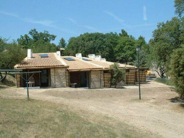 Maisons avec panneau solaire thermique en toiture Sarrians